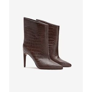 Express Women's Brown Snakeskin Textured Asymmetrical Ankle Boots Size 8